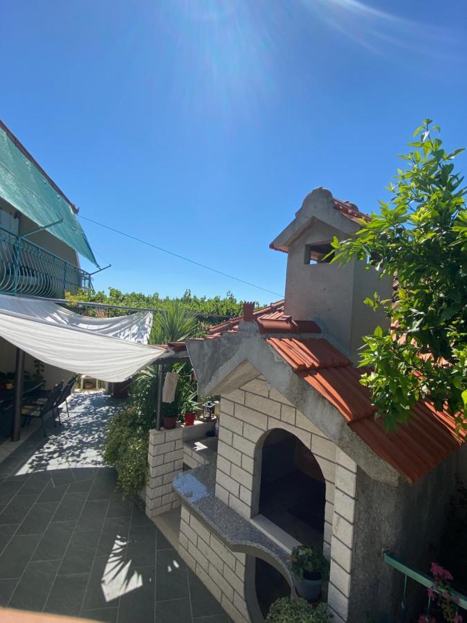 Apartman Petra Gustirna Kültér fotó