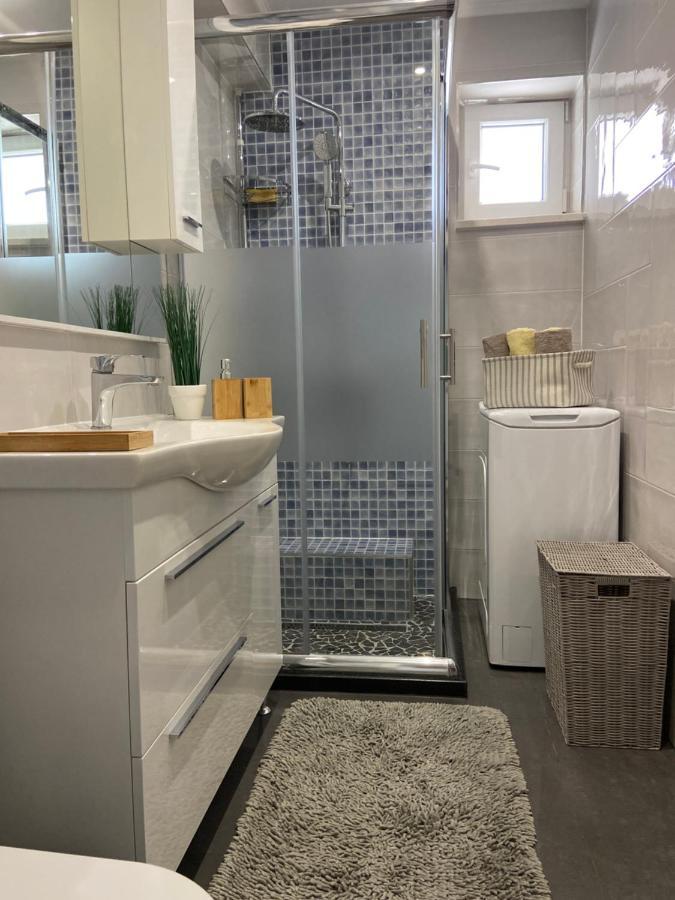 Apartman Petra Gustirna Kültér fotó